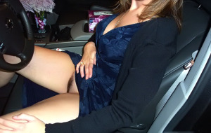 Gretchen carlson upskirt 700X445 jpeg