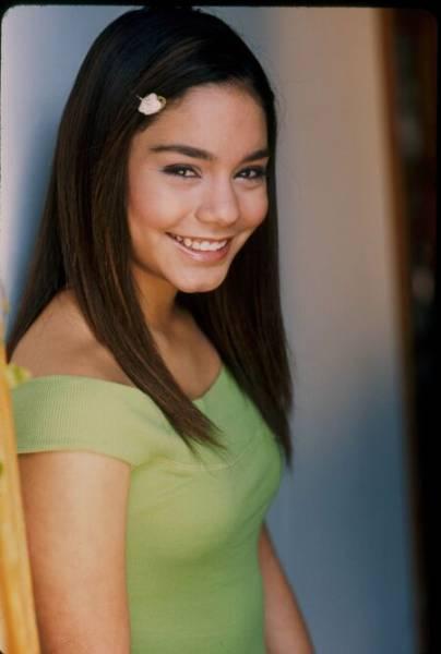 Vanessa hudgens young full size