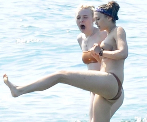 Dakota fanning elizabeth olsen nude 600X500 jpeg