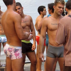 Gay men underwear bulges 400X400 jpeg