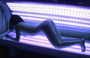Tanning bed sex 800X522 jpeg