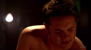 Thomas dekker shirtless 960X537 jpeg