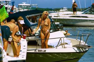 Columbus day regatta miami nude girls 640X427 jpeg
