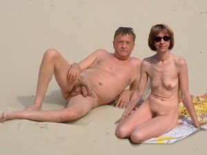 Mature couples posing nude 688X514 jpeg