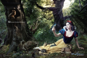 Annie leibovitz disney snow white 960X646 jpeg