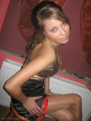 Image fap nylons pantyhose party 768X1024 jpeg