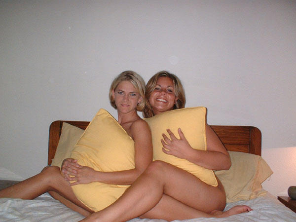 Amature non nude girl models full size
