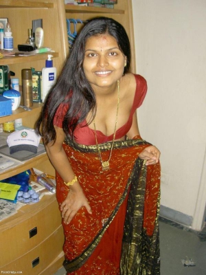 Tamil aunty 600X800 jpeg