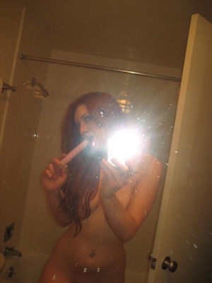 Naked redhead dildo selfie 525X700 jpeg