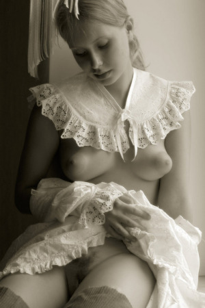 Vintage nude virgin girls naked cute 499X750 jpeg