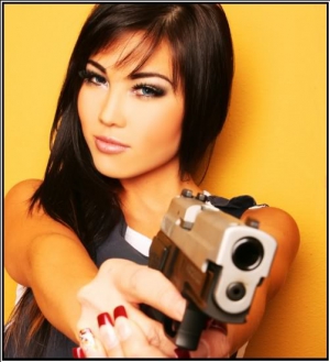 Girls with guns 502X552 jpeg