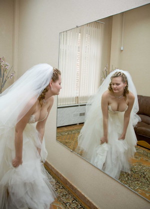Nude brides wedding day 715X1000 jpeg
