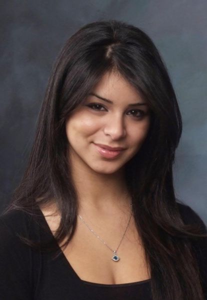 Beautiful arab women full size