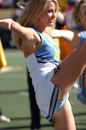 Candid real cheerleader oops 797X1200 jpeg