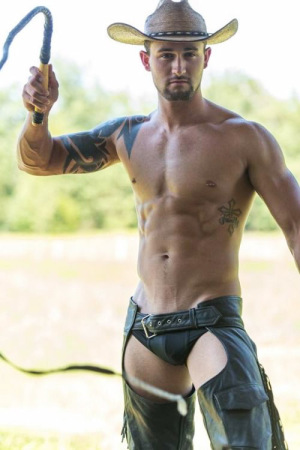 Palm springs gay rodeo 500X750 jpeg