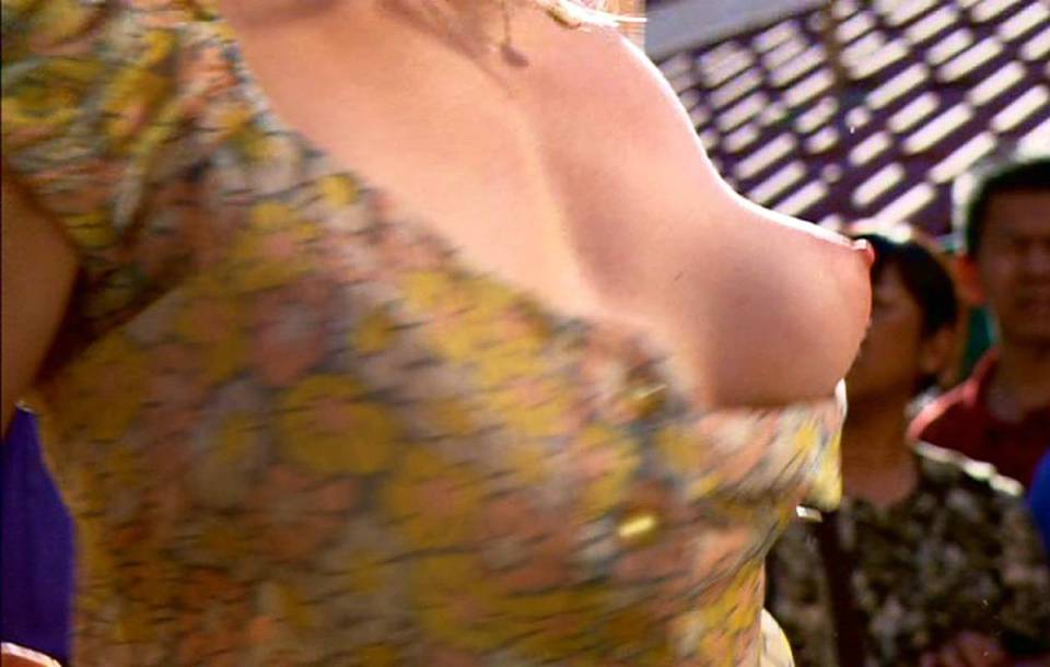 Naked amy smart nude full size
