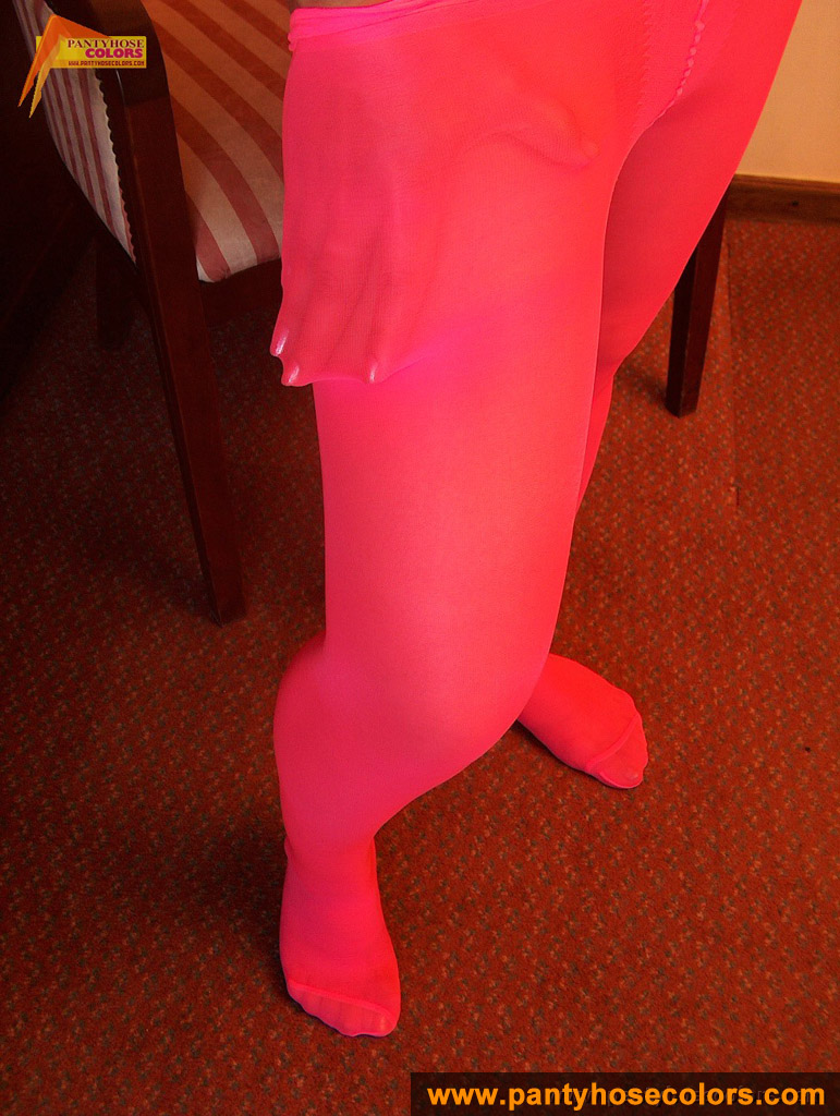 Teen great legs pantyhose full size