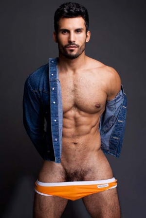 Male model jose parra 427X640 jpeg