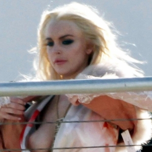 Lindsay lohan tits 960X962 jpeg