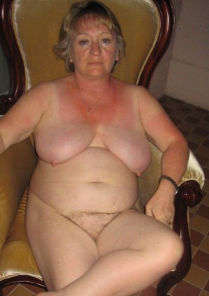 Bbw granny oma mature full nude 915X1295 jpeg