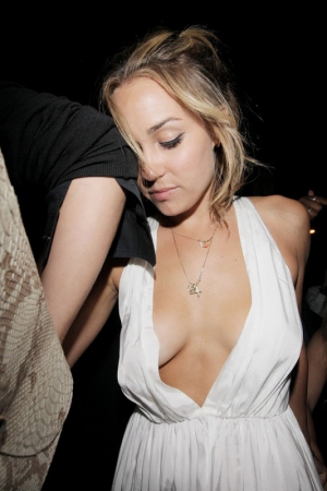 Lauren conrad nipple 533X800 jpeg