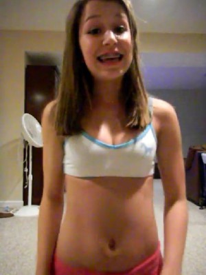 Cute teen non nude girls 599X797 jpeg