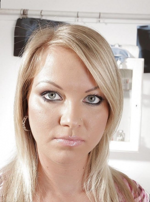 Hot norwegian girls naked 655X884 jpeg