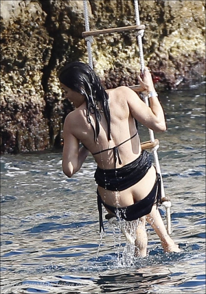 Michelle rodriguez 842X1202 jpeg