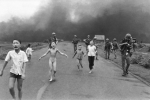 Vietnam war napalm girl 640X427 jpeg