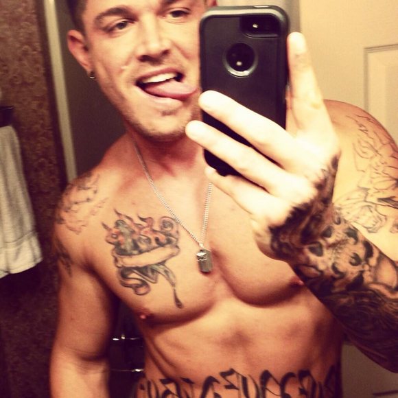 Gay porn star selfie full size