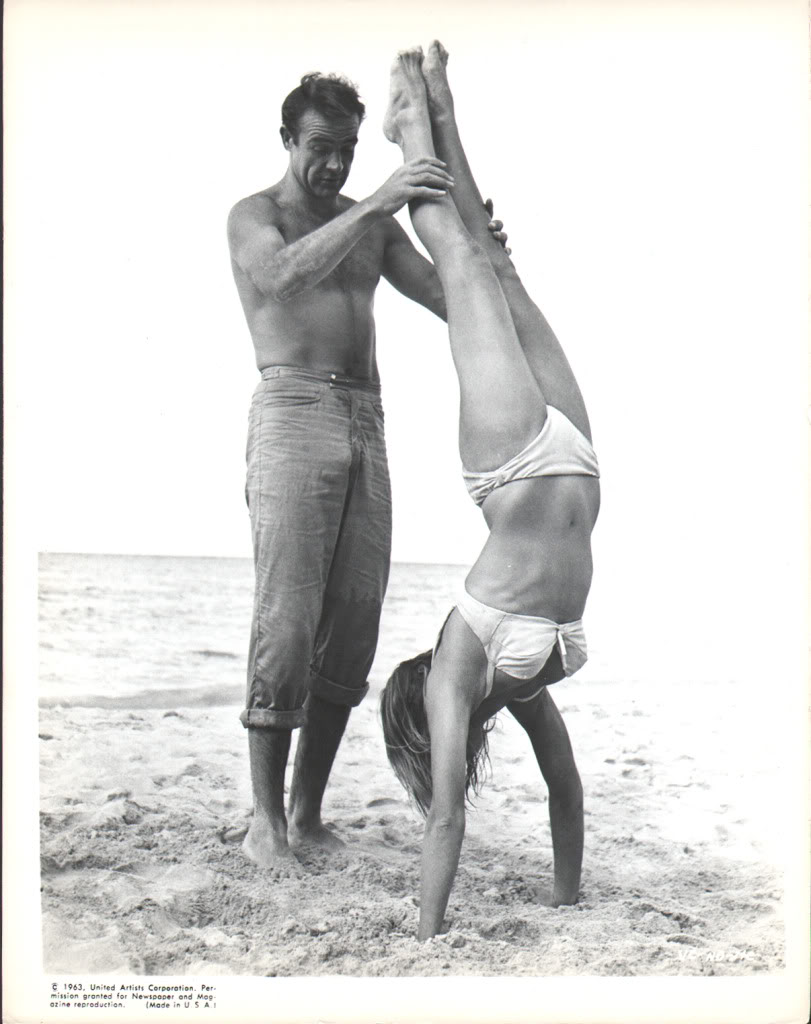 Sean connery and ursula andress full size