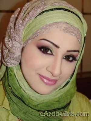 Beautiful woman saudi arabia 600X800 jpeg