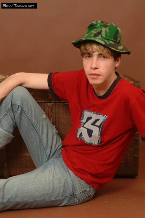 German teen boy models 533X800 jpeg