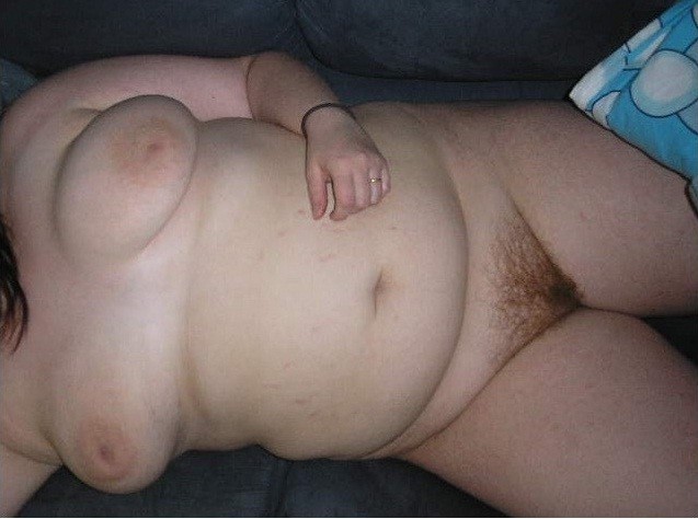 My chubby wife posing naked full size