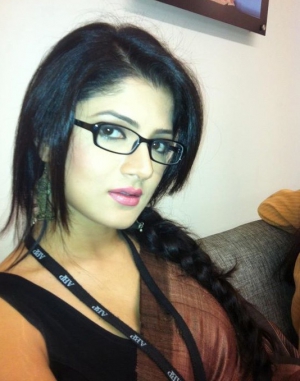 Srabanti chatterjee hot 534X679 jpeg
