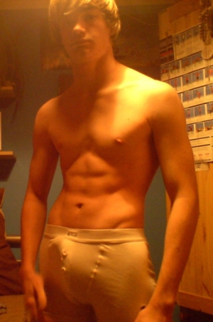 Felippe braga jerking off 464X700 jpeg