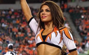 Alexa brenneman bengals cheerleader 640X400 jpeg