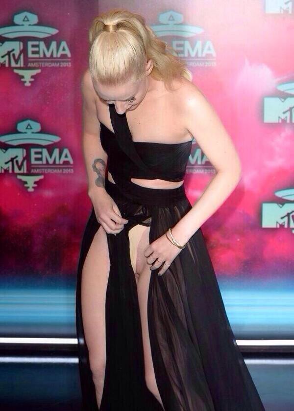 Iggy azalea wardrobe malfunctions full size