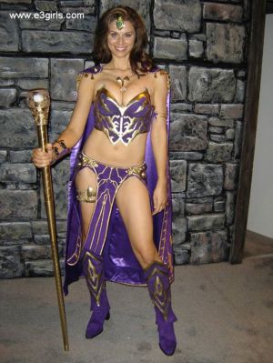 Jennifer bini taylor hot 640X853 jpeg