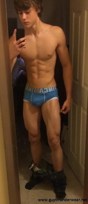 Cute guy selfie underwear 444X1024 jpeg