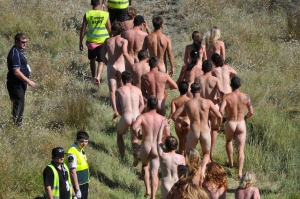 New world record skinny dipping 860X573 jpeg