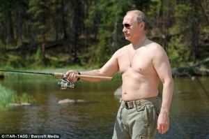 Russian president vladimir putin fishing 634X422 jpeg