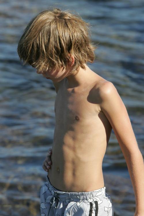 Teen boys smooth bodies full size