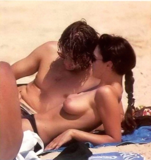 Monica bellucci topless 619X660 jpeg