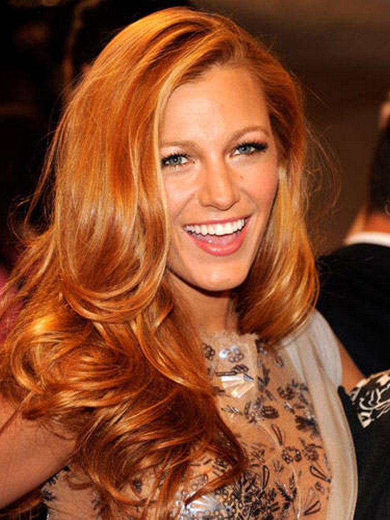Dark strawberry blonde hair full size