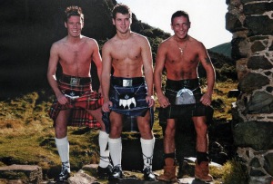 Under scottish kilt men 720X488 jpeg