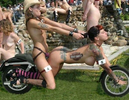 Motorcycle biker girls nude lesbian gif full size