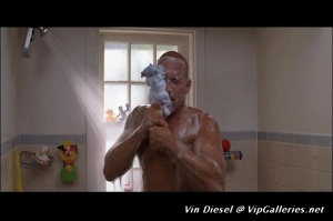 Vin diesel shirtless 715X475 jpeg