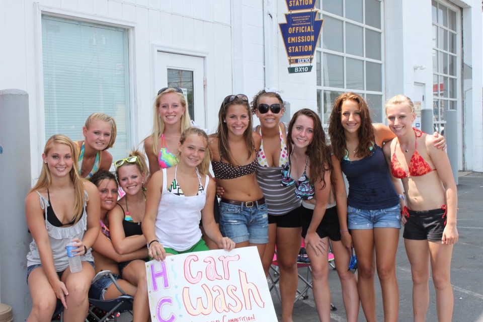 Freshman cheerleader car wash full size