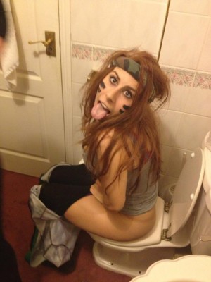 Girl pooping on toilet 500X667 jpeg